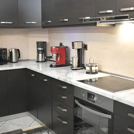 Apartamento The Red House δίπλα στον μύλο των ξωτικών Trikala (Thessaly)