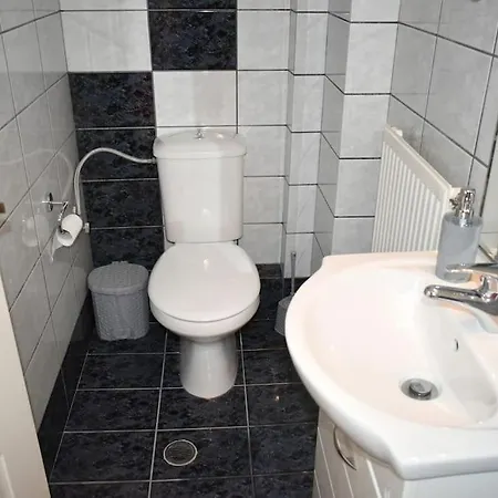The Red House δίπλα στον μύλο των ξωτικών Apartamento Trikala (Thessaly)