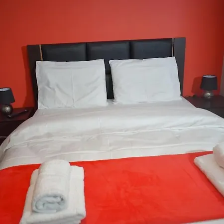Apartamento The Red House δίπλα στον μύλο των ξωτικών Trikala (Thessaly)