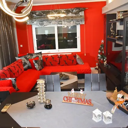 Apartamento The Red House δίπλα στον μύλο των ξωτικών Trikala (Thessaly)